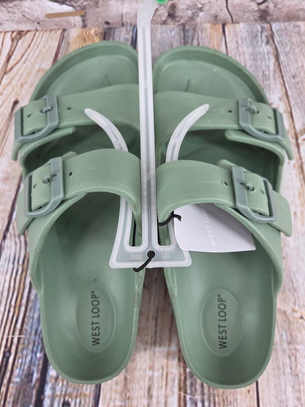 West Loop Women's Sandals Size 7-8 NEW Green